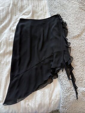 Wilfred Aritzia Asymetrical Ruffled Skirt